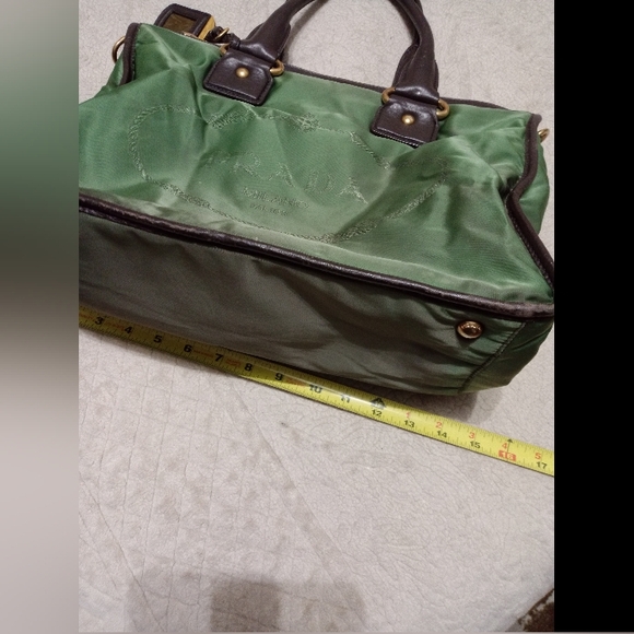 Prada Green Handbag purse - Picture 7 of 13